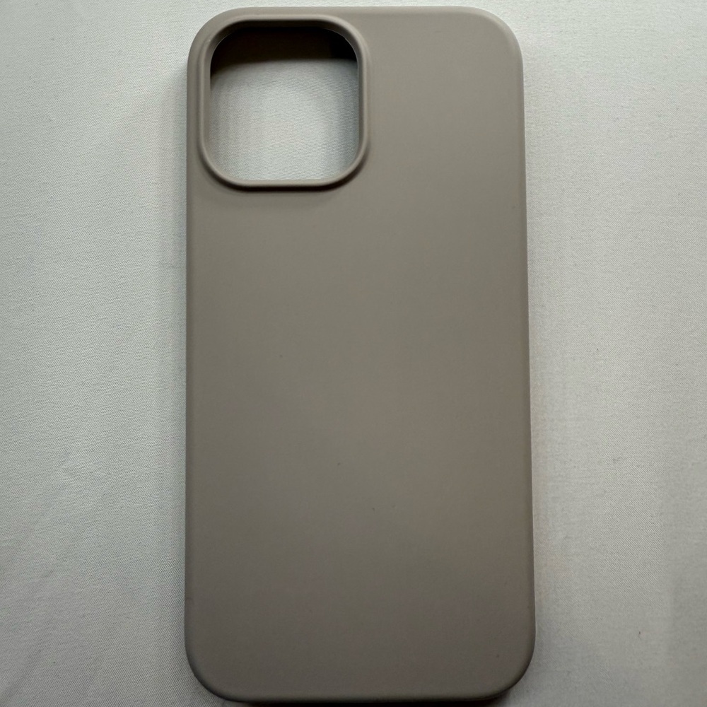 Tan IPhone 13 Pro Max Silicone Case